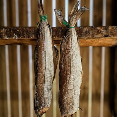 Fisk Ræst hviding – fermenteret fisk 800g hvítingur, ræstur fiskur, fermenteret færøskl fisk